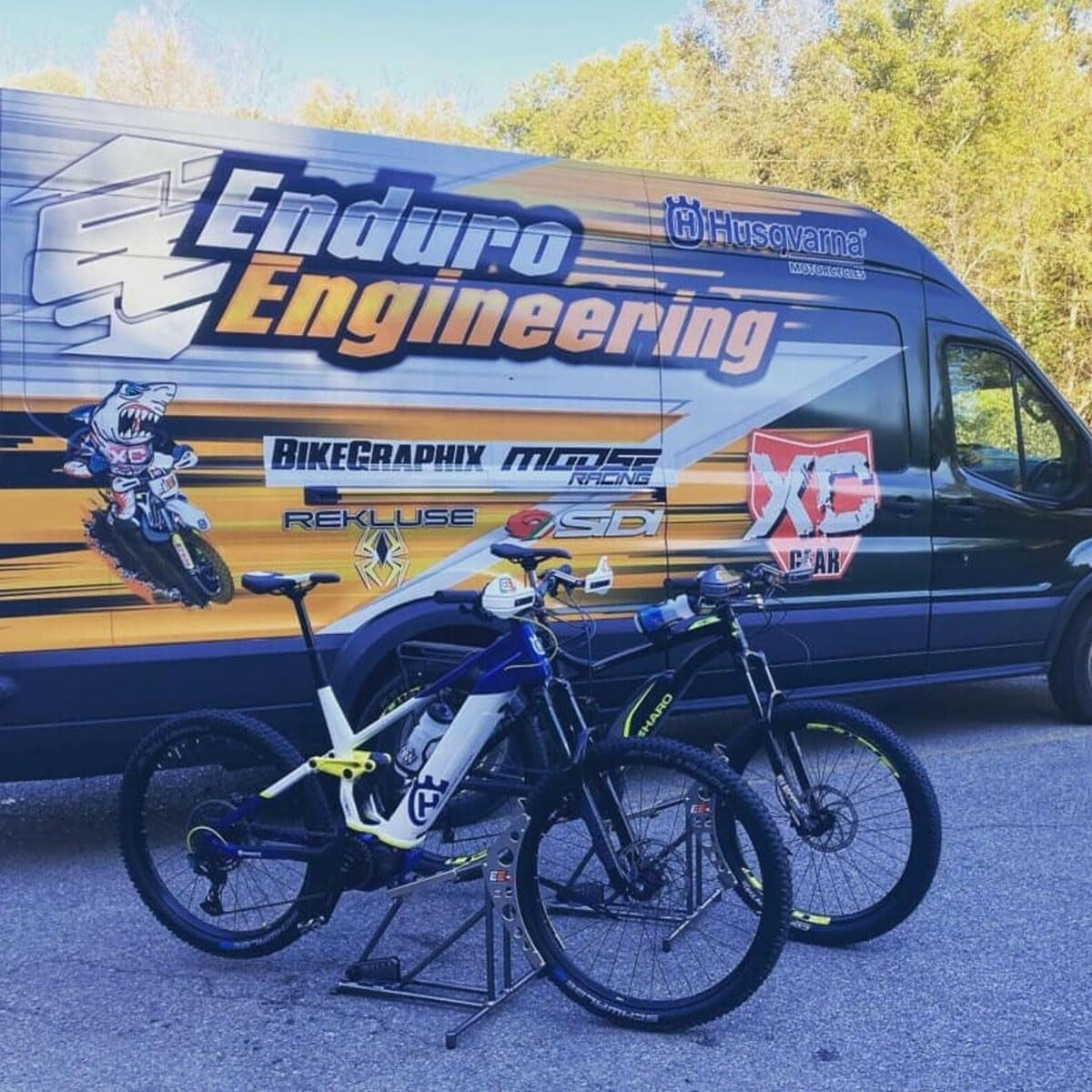 Enduro Engineering Mountain Bike or E-MTB Stand Bike Repair Washing Maintenance